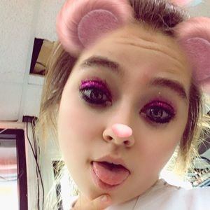 Meet your Posher, Lindsey